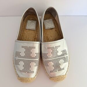 Tory Burch Silver Espadrilles with Logo Design Leather Size 5.5